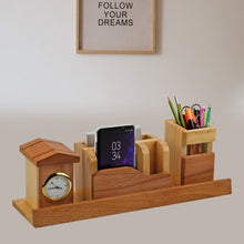 Load image into Gallery viewer, Diviniti Customized Pen Holder with Round Watch For University
