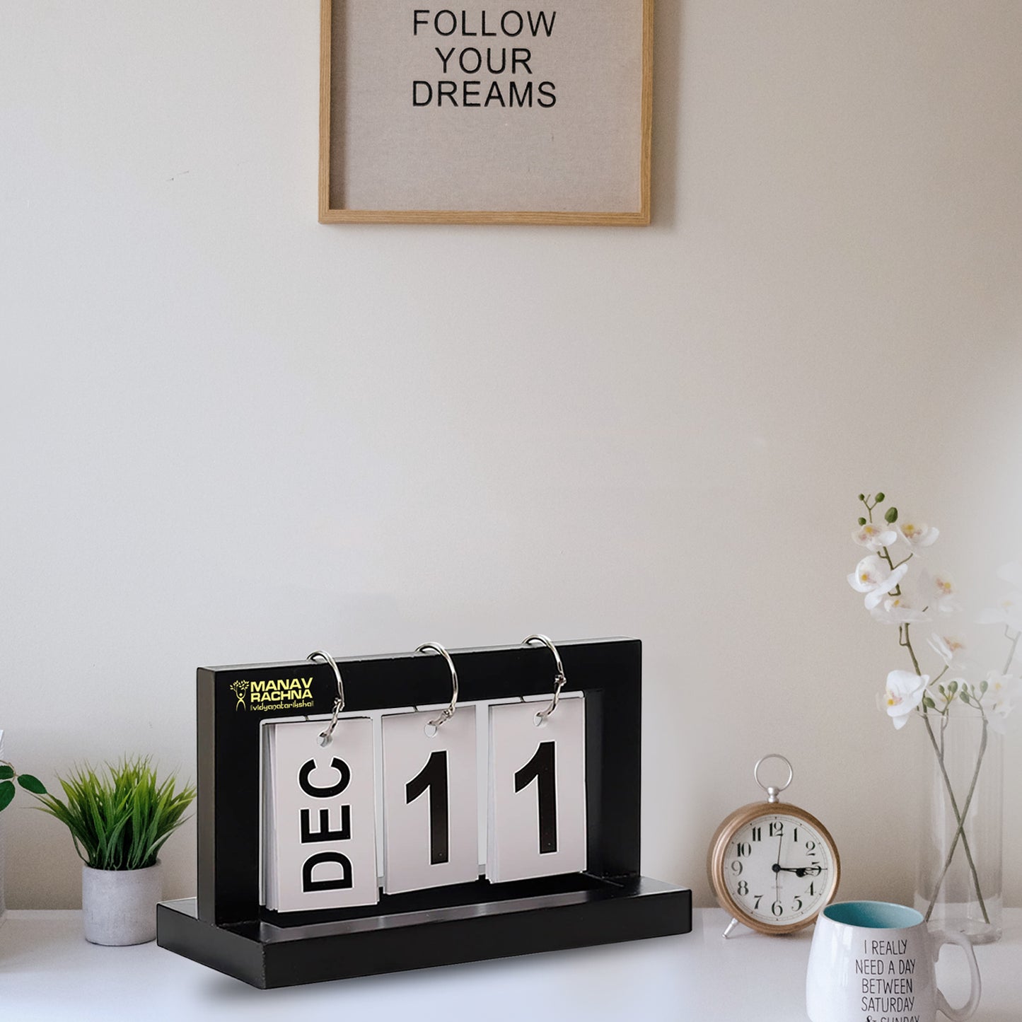 Customized Hanging Table Top Calendar For Corporate Gifting