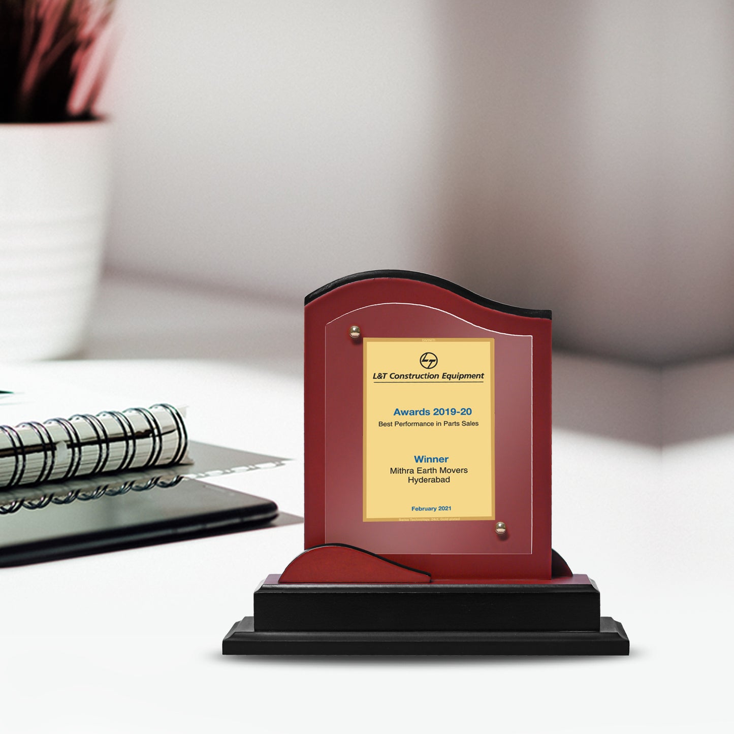 Customized MDF Memento With Matter Printed on 24K Gold Plated Foil For Corporate Gifting