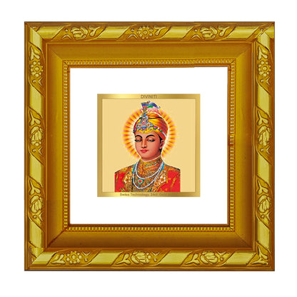 DIVINITI 24K Gold Plated Foil Guru Harkrishan Wooden Photo Frame Idol for Puja Room, Workshop, Wall Hanging, Home Decor, Gifts | DG103S1A (10x10 CM)