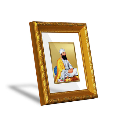 DIVINITI 24K Gold Plated Foil Guru Tegh Bahadur Ji Photo Frame for Home Decor, Festive Gift DG 103 Size 1 (15.3x14.9 CM)