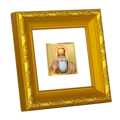 DIVINITI 24K Gold Plated Foil Guru Nanak Wooden Exquisite Photo Frame Idol for Table Top, Home Wall Decor, Workshop, Premium, Gifts | DG103S1A (10x10 CM)