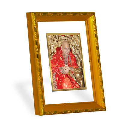 DIVINITI 24K Gold Plated Guru Ji Wooden Photo Frame Idol for Home Decor, Table Top, Wall Hanging, Workshop, Premium Gift | DG103 Size 2 (22.6x18.4 CM)