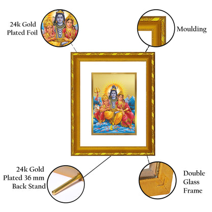 DIVINITI 24K Gold Plated Lord Shiv Parivar Wooden Photo Frame Idol for Home Decor, Puja Room, Table Top, Wall Hanging, Workshop, Luxurious Gift | DG103 Size 2 (22.6x18.4 CM)