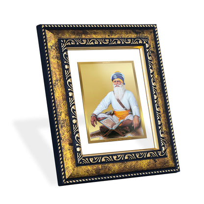 DIVINITI 24K Gold Plated Foil Baba Deep Singh Photo Frame for Home Decor, Puja Room, Table Top, Wall Hanging, Workshop, Gift|DG113 Size 2 (22.6x18.4 CM)