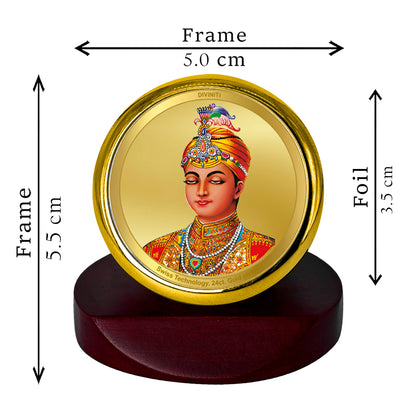 Diviniti 24K Gold Plated Guru Harkrishan Photo Frame for Car Dashboard, Home Decor, Table Top, Puja Room Worship and Festival Gift MCF1CGOLD (5.5x5 CM)