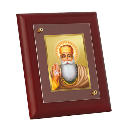 DIVINITI 24K Gold Plated Foil Guru Nanak Classic Photo Frame Idol for Home Decor, Wall Hanging, Table Top, Gift|MDF Size 1 (16.7x14.2 CM)