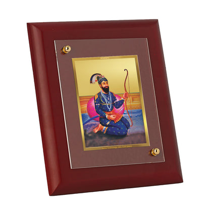 DIVINITI 24K Gold Plated Foil Guru Gobind Singh Photo Frame Idol for Home Wall Decor, Table Top, Gift|MDF Size 1 (16.7x14.2 CM)