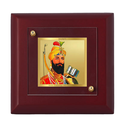 Diviniti 24K Gold Plated Guru Gobind Singh Photo Frame Justice, Equality for Home Decor Showpiece, Table & Gift | MDF Size 1A (9.9x9.9 CM)