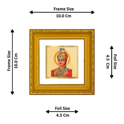 DIVINITI 24K Gold Plated Foil Guru Harkrishan Wooden Classic Wall Photo Frame Idol for Home Decor, Puja Room, Workshop, Gifts | DG101S1A (10x10 CM)